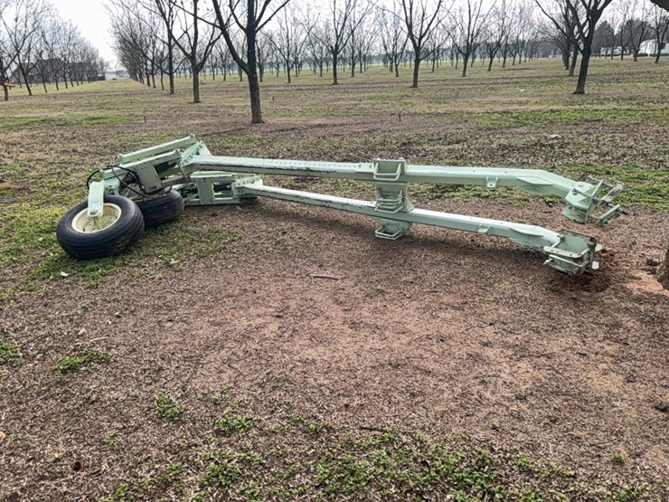 kmc---lift-assist-wheels-image-4