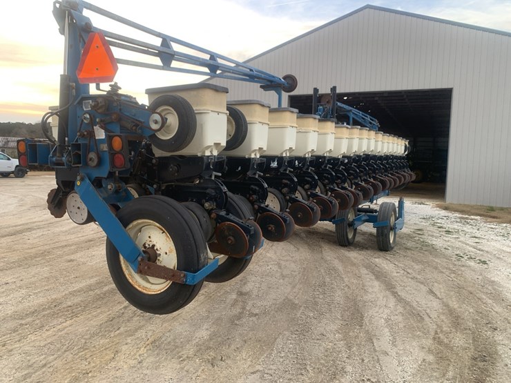 kinze-3600-image-7