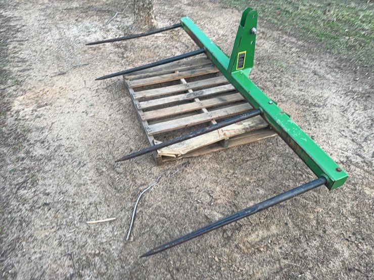 frontier-4-spear-hay-spear-for-two-round-bales-￼-image-4