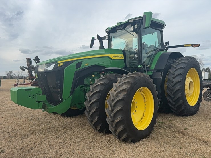 2022-john-deere-8r-410-image-70