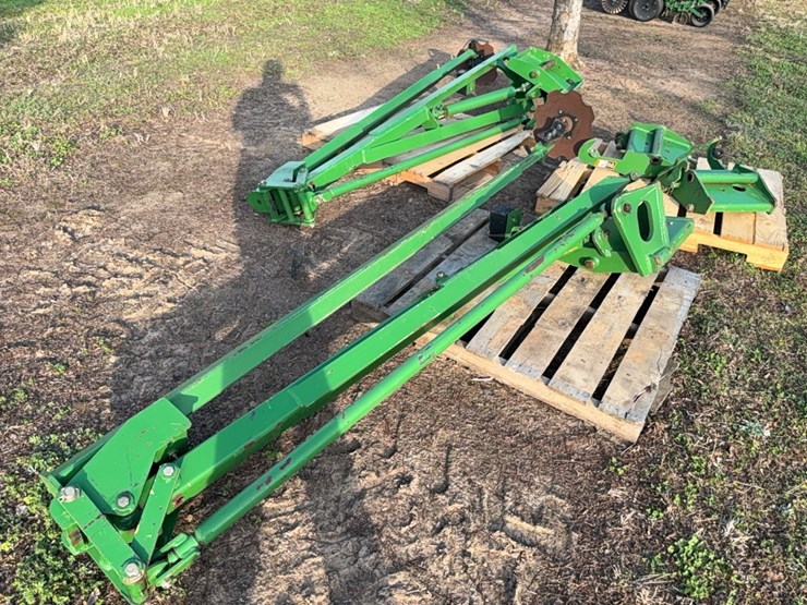 john-deere-12-image-7