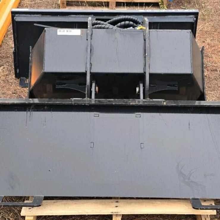 SKID STEER 30" STUMP GRINDER