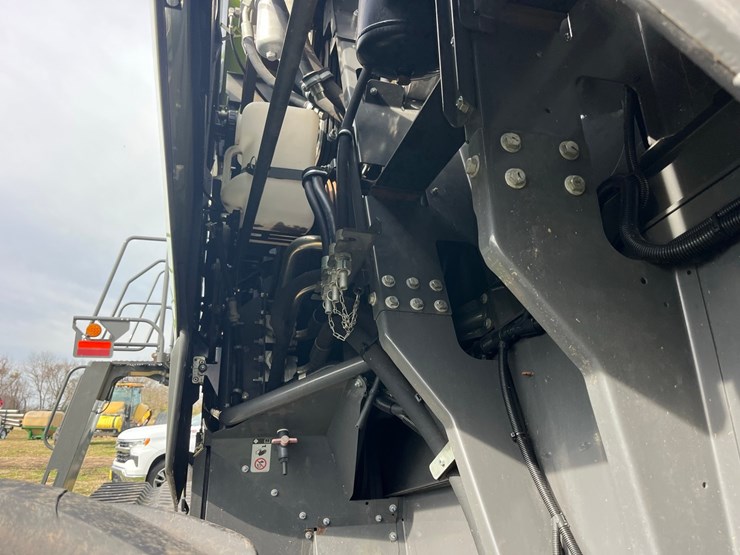 claas-lexion-8700-image-15