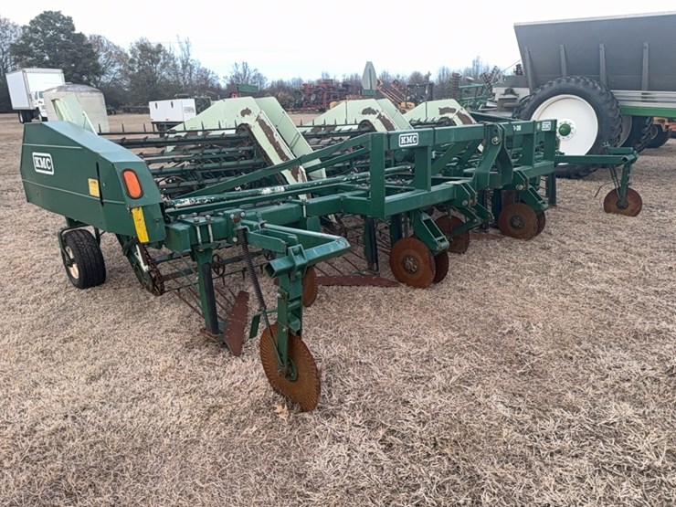 kmc-6-38-(6row-on-38”-only)-peanut-digger/inverter-image-22