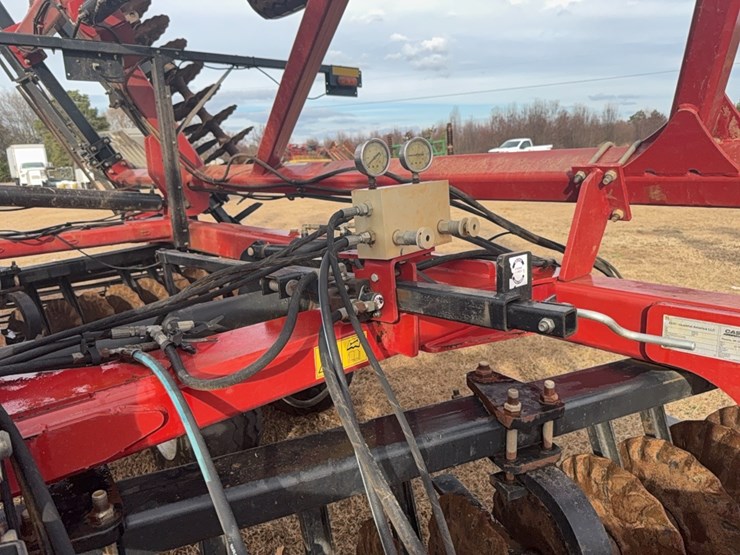 2015-case-ih-2015-image-31