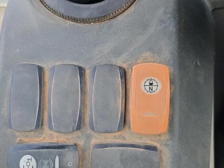 caterpillar-430e-image-25