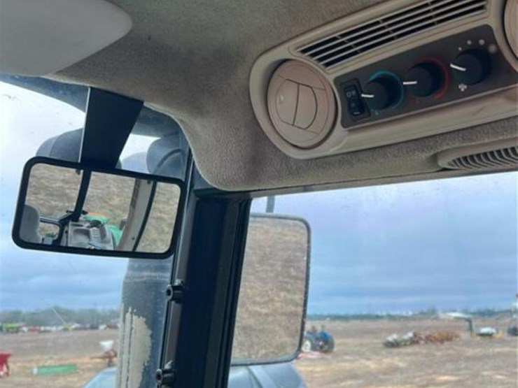 john-deere-6120e-tractor,-s/n-1p06120eej0010886:-loader-w/-bkt.,-5779-hrs-image-16