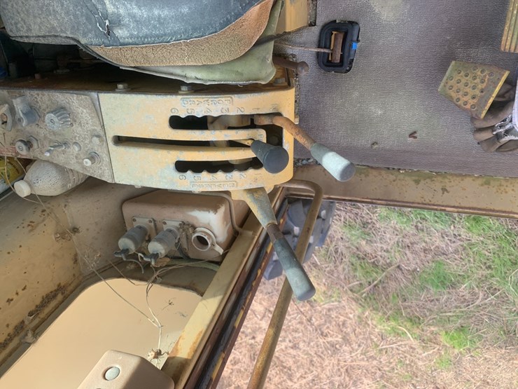 caterpillar-120g-image-23