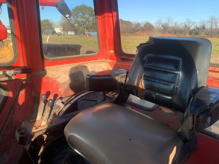 massey-ferguson-1155-image-17