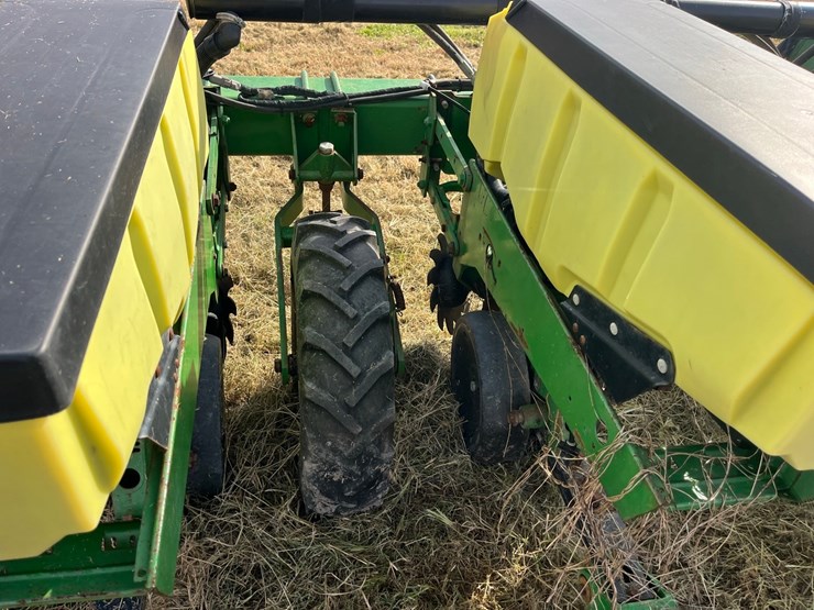 john-deere-36-image-10