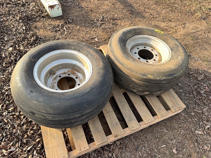 2--12.5-l-–-15-fl-high-floatation-tires-all-rims-(note-one-is-an-fl-and-one-is-an-sl)￼-image-16