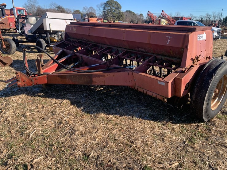 case-ih-5100-image-4