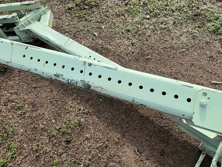 kmc---lift-assist-wheels-image-44