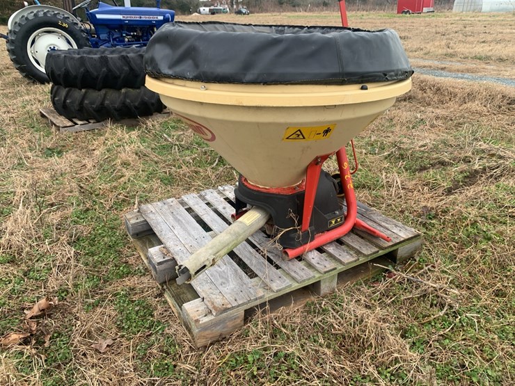 granular-spreader-image-3