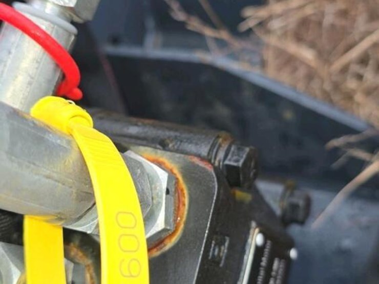 wolverine-72"-tiller-attachment-for-skid-steer-image-4