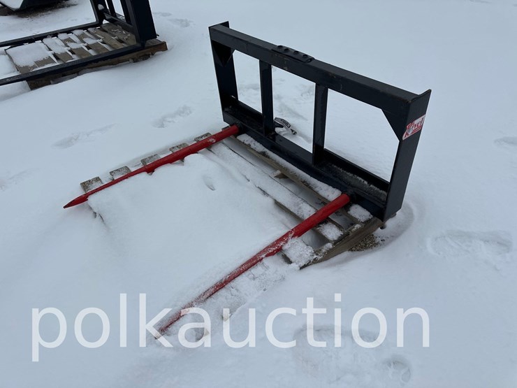 2683---2-prong-bale-spear-image-1