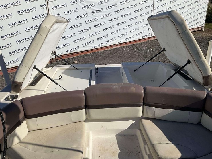 2014-sea-ray-250slx-bowrider-boat-with-t/a-boat-trailer-image-27