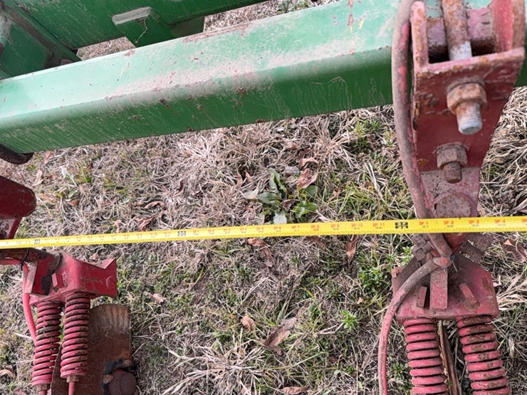 unverferth-ripper-stripper-image-18