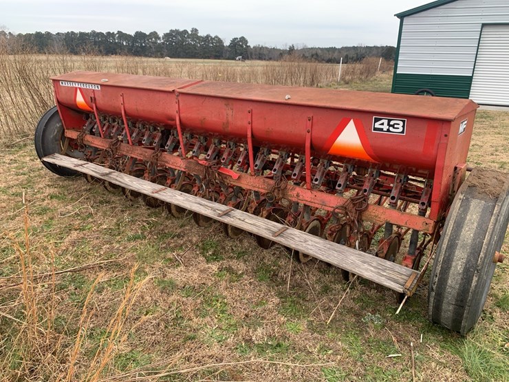 massey-ferguson-43-image-5