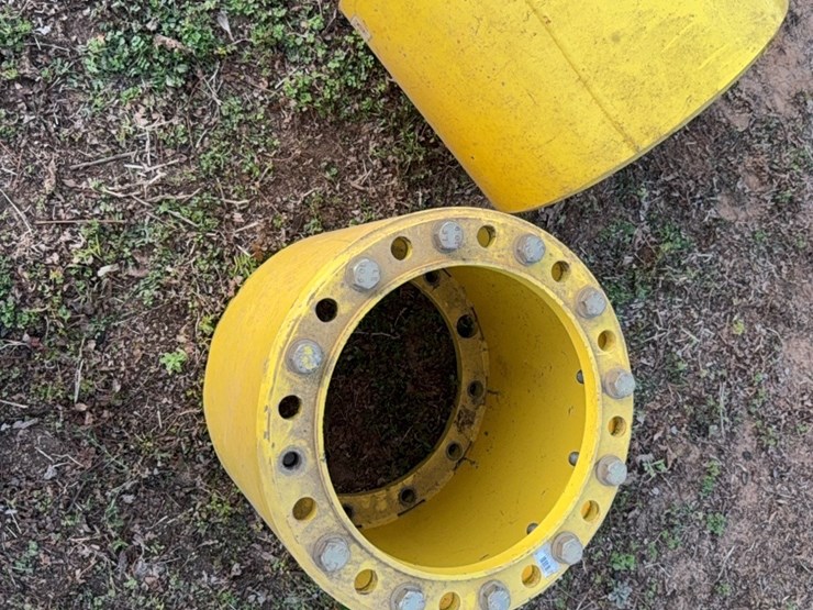 unverferth-12-bolt-front-wheel-spacers-￼-measuring-approximately-16-inches-outside-the-outside-image-12