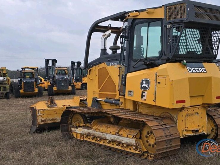 2016-deere-550k-image-15