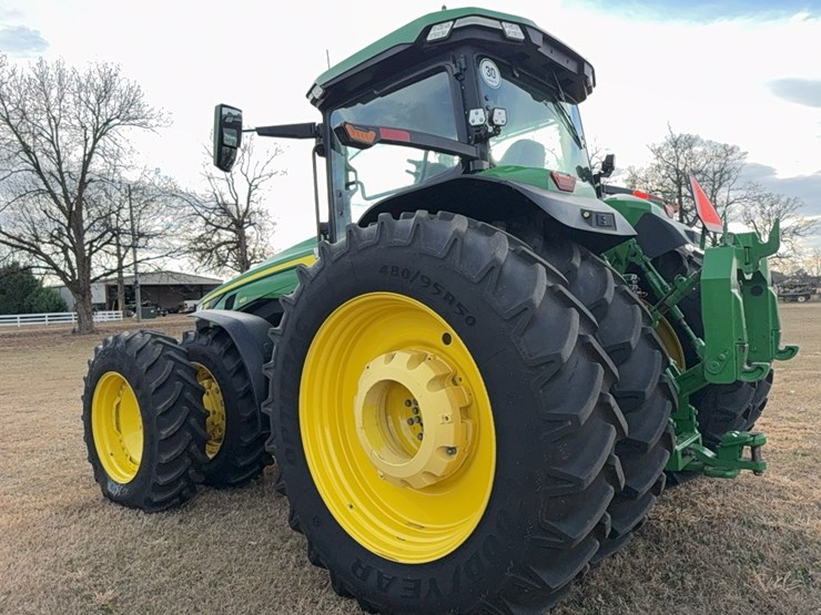 2022-john-deere-8r-410-image-4