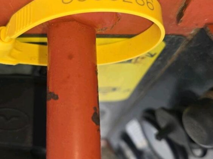 2018-ditch-witch-sk800-image-8