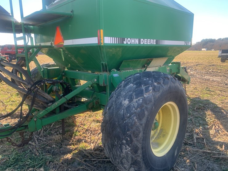 john-deere-1850-image-4