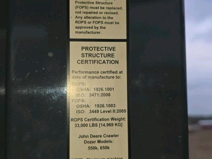 2016-deere-550k-image-28