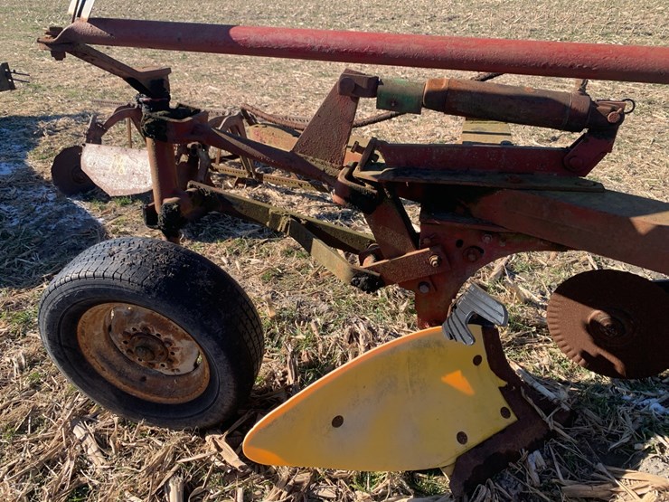 international-560-image-4