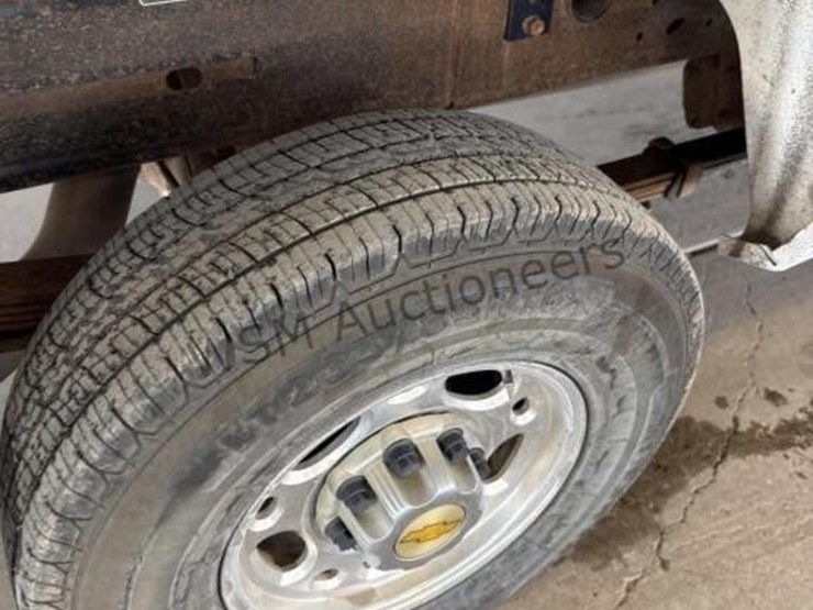 chevrolet-silverado-2500hd-image-10