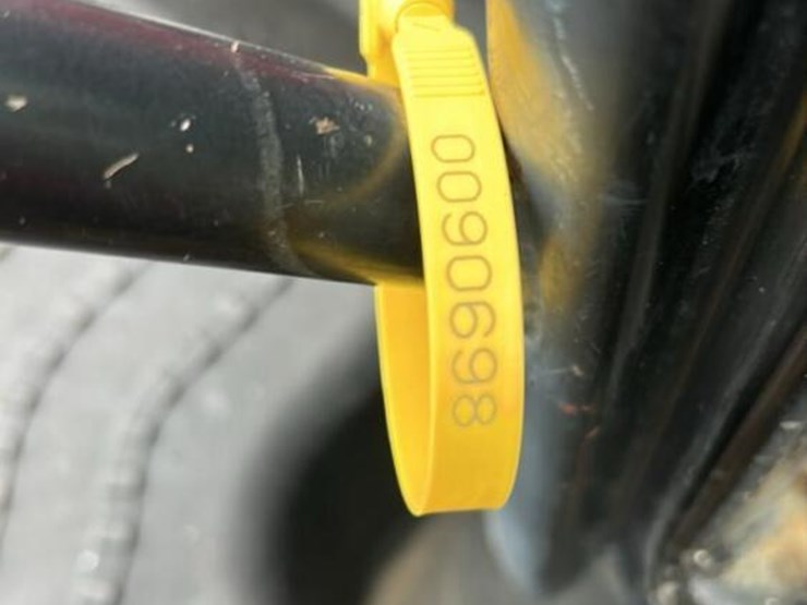 case-ih-mxm175-image-24