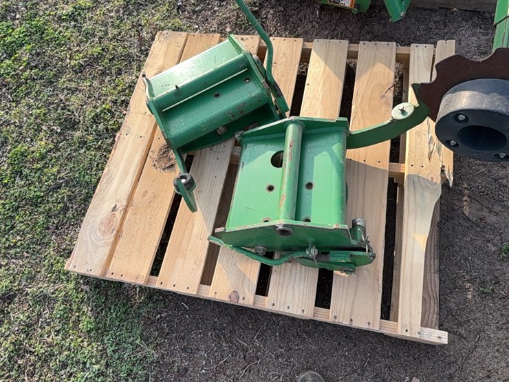 john-deere-12-image-27