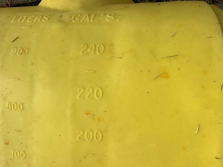 reddick-set-of-250-gl-saddle-tanks.-call-252-943-4231-for-more-information.-image-9