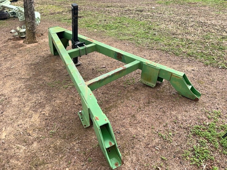 john-deere-implement-tongue-with-jack-image-13