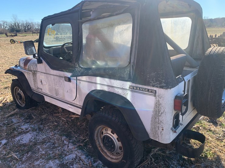 1989-jeep-wrangler-image-3