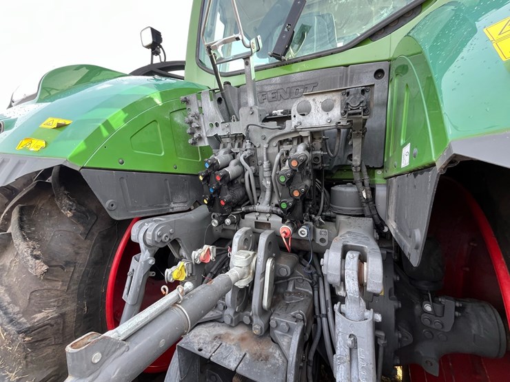 fendt-933-image-2