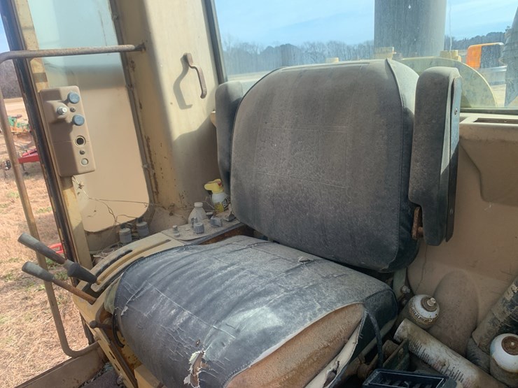 caterpillar-120g-image-19