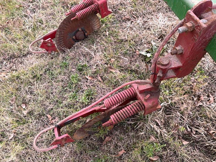 unverferth-ripper-stripper-image-13