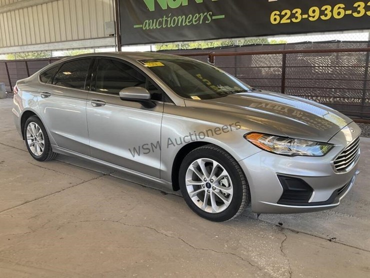 2020-ford-fusion-hybrid-sdn-image-2