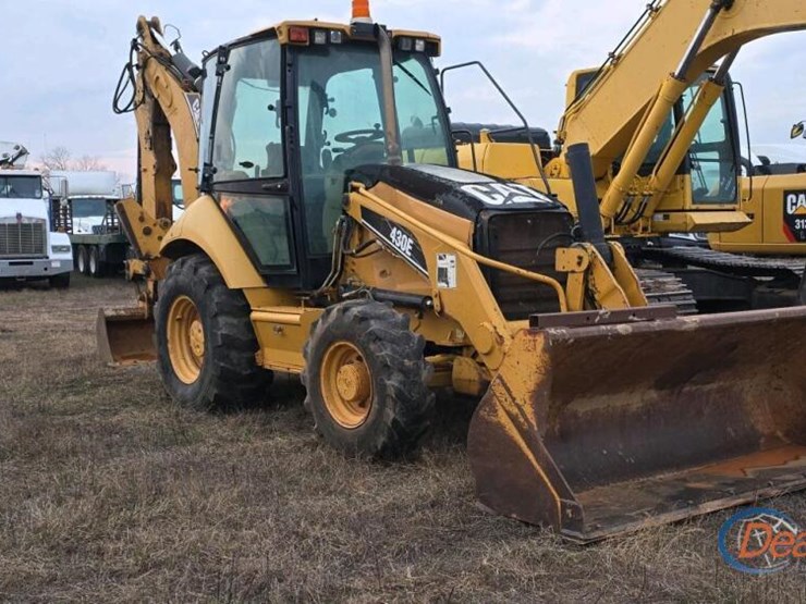 caterpillar-430e-image-4