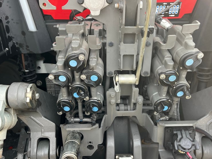 2023-massey-ferguson-8s.265-image-22