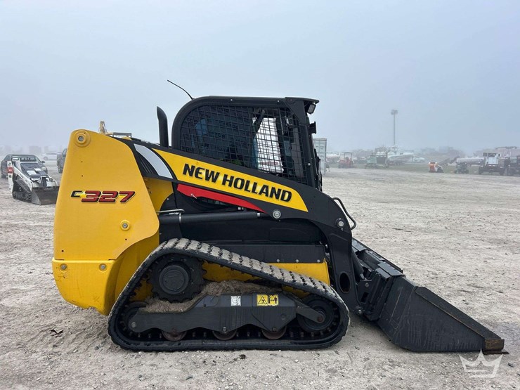 2023-new-holland-c327-image-29
