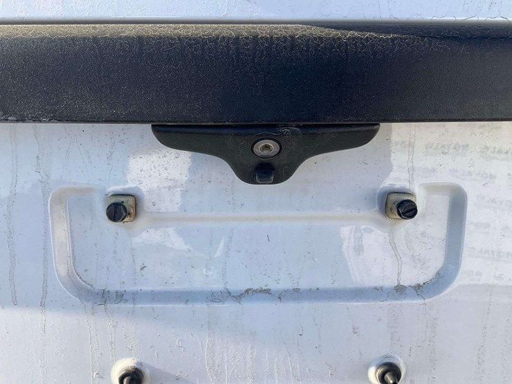 2016-ford-explorer-image-28