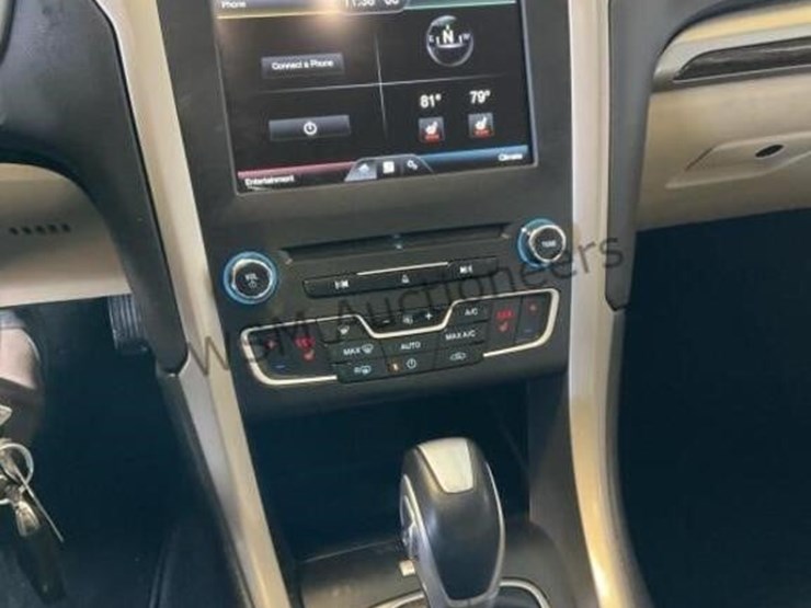 2016-ford-fusion-hybrid-sdn-image-20