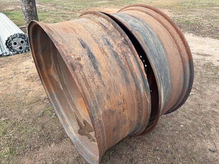 two-rims-approximately-17-5/8-inch-wide-image-10