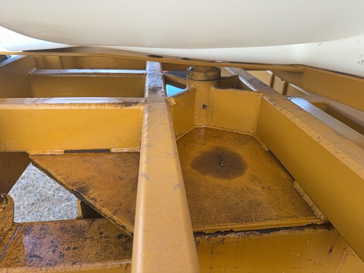 kbh-1650-gallon-towable-tank/nurse-tank-image-29