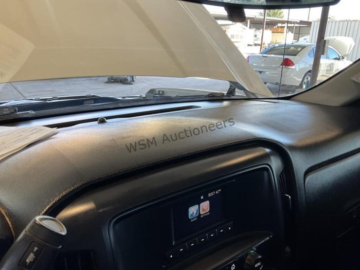 2016-chevrolet-silverado-1500-image-18