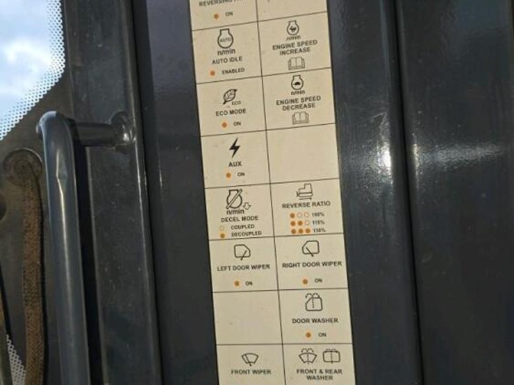 2016-deere-550k-image-27