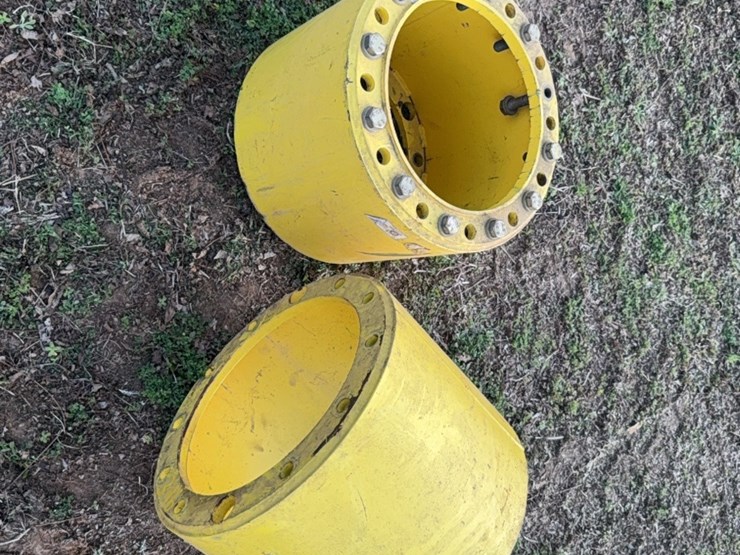 unverferth-12-bolt-front-wheel-spacers-￼-measuring-approximately-16-inches-outside-the-outside-image-1